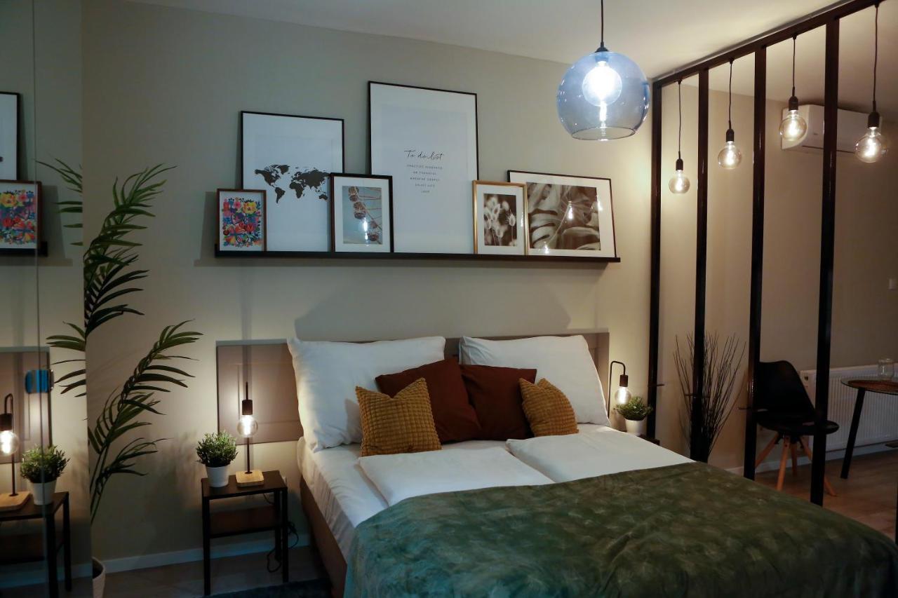 Apartamento Akacfa *