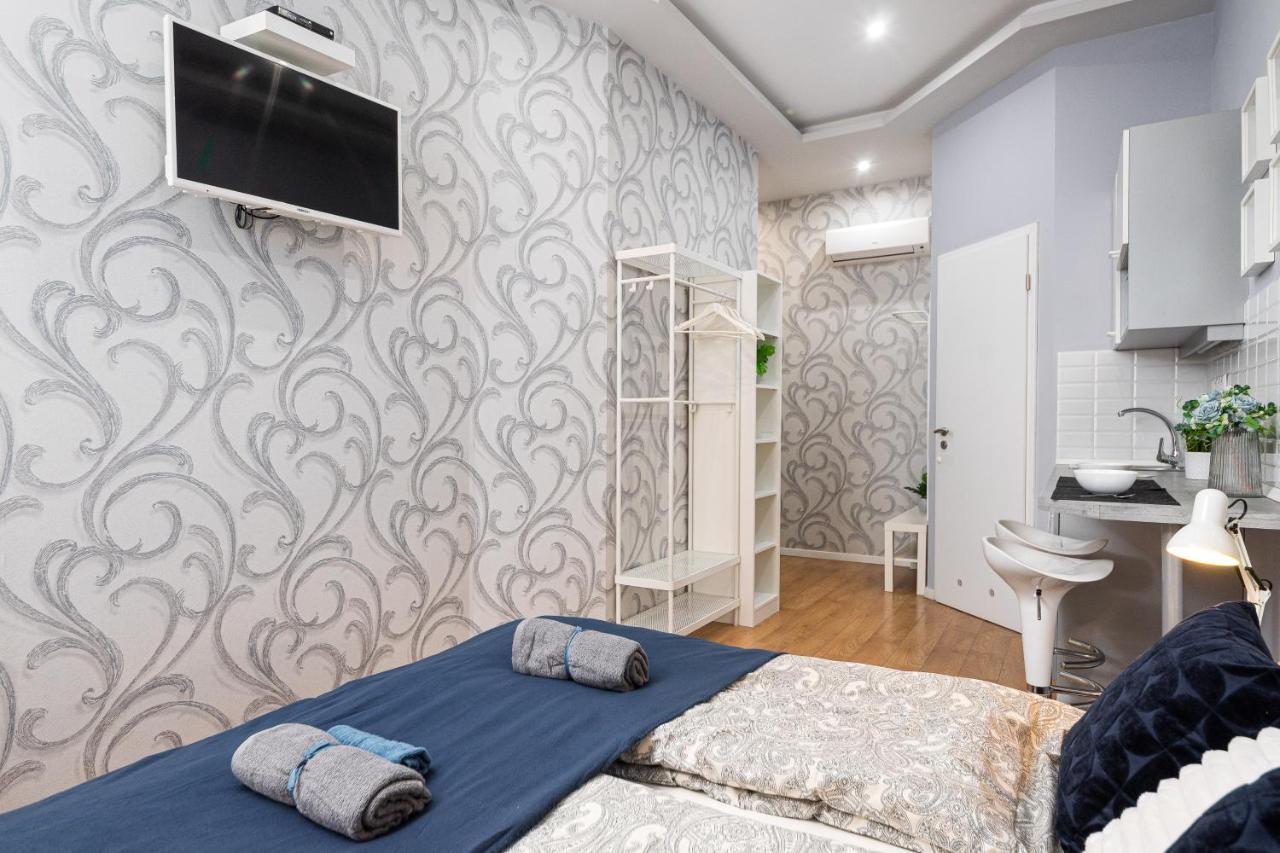 Synagogue Apartment