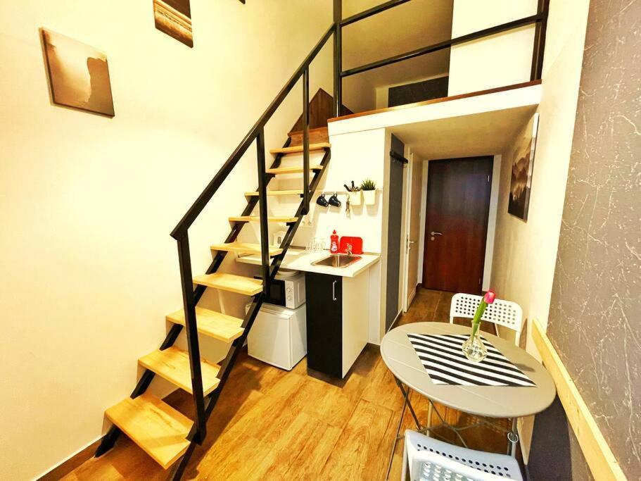 Apartament Bp Stylish Flats