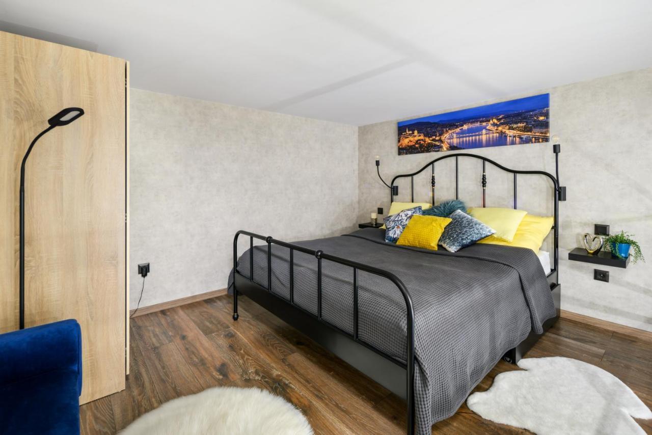 Apartamento Luxury In The Center With Parking Budapest