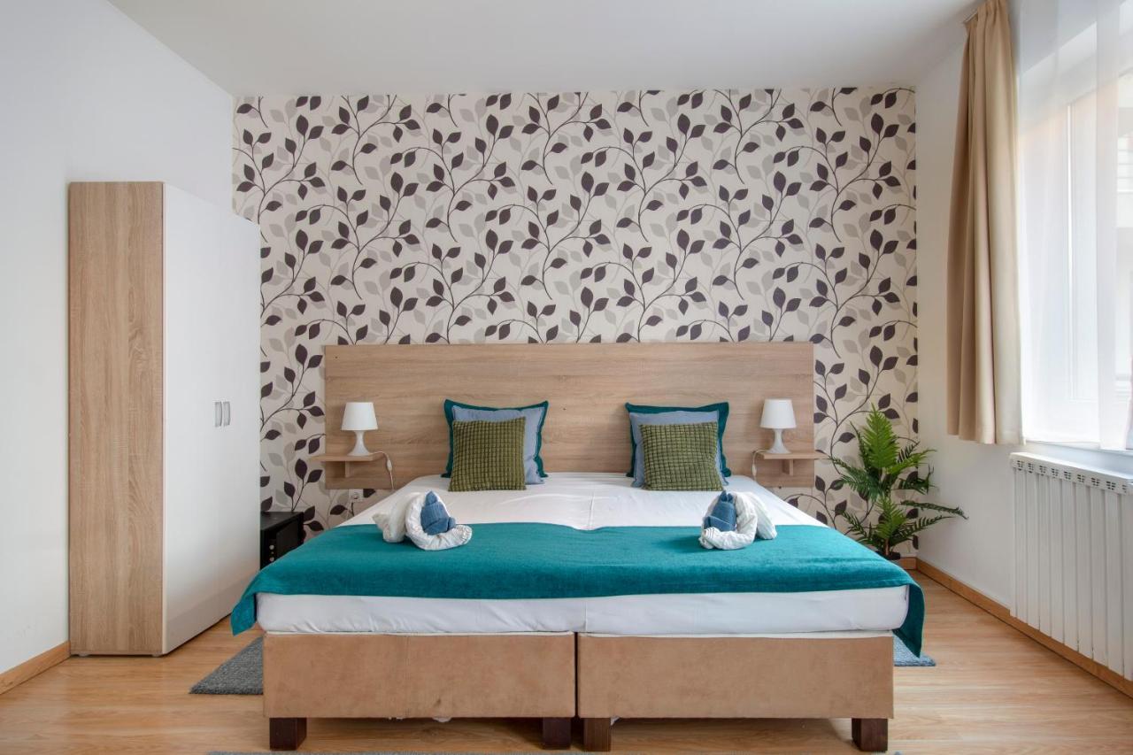 Prince Apartments Lejlighedshotel 3*
