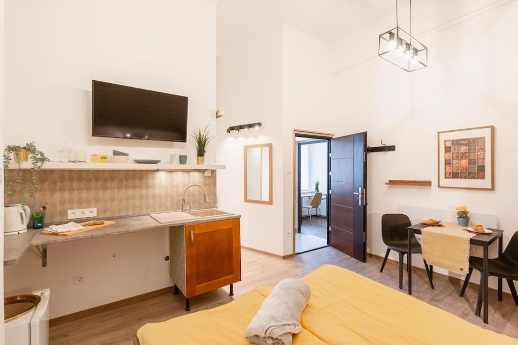 Brandnewchainbridgehome For 2-fastwifi/ac/smarttv Budapest