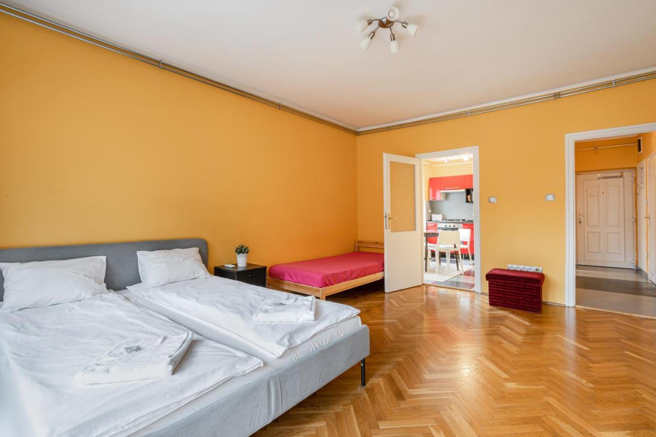 Bpr Castle Point * Budapest