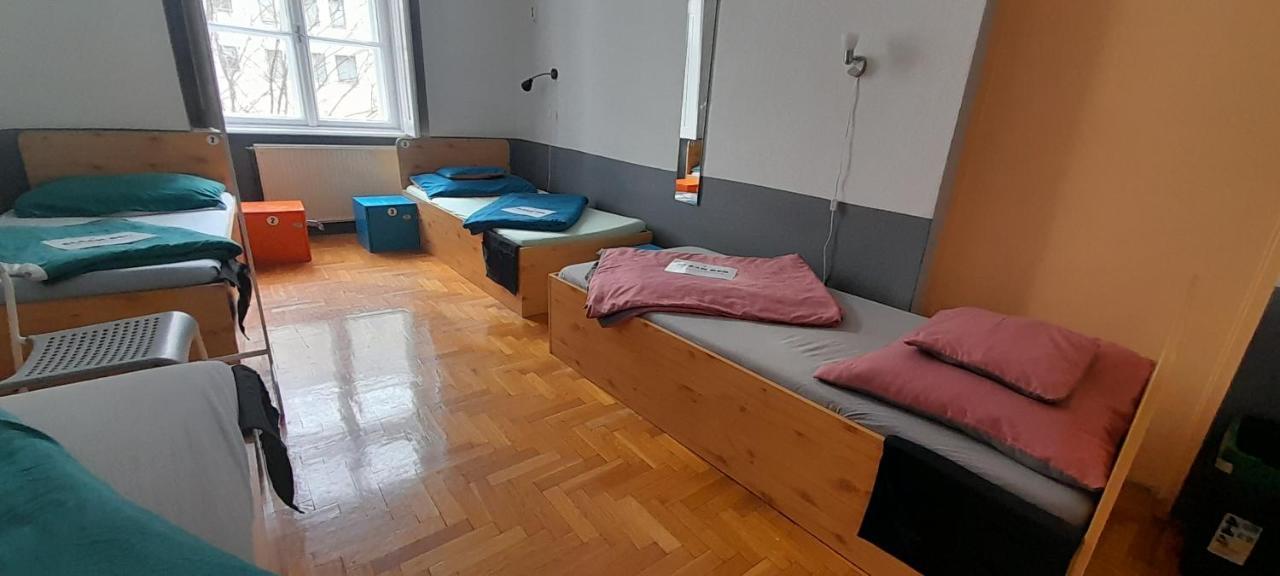 B3 Apartment *