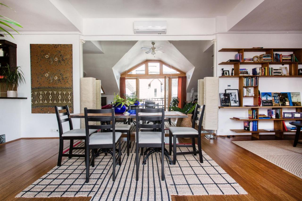 Cecile's Central, Gastro Str, Wifi, 2 Bed And 2 Bathrooms * Budapest