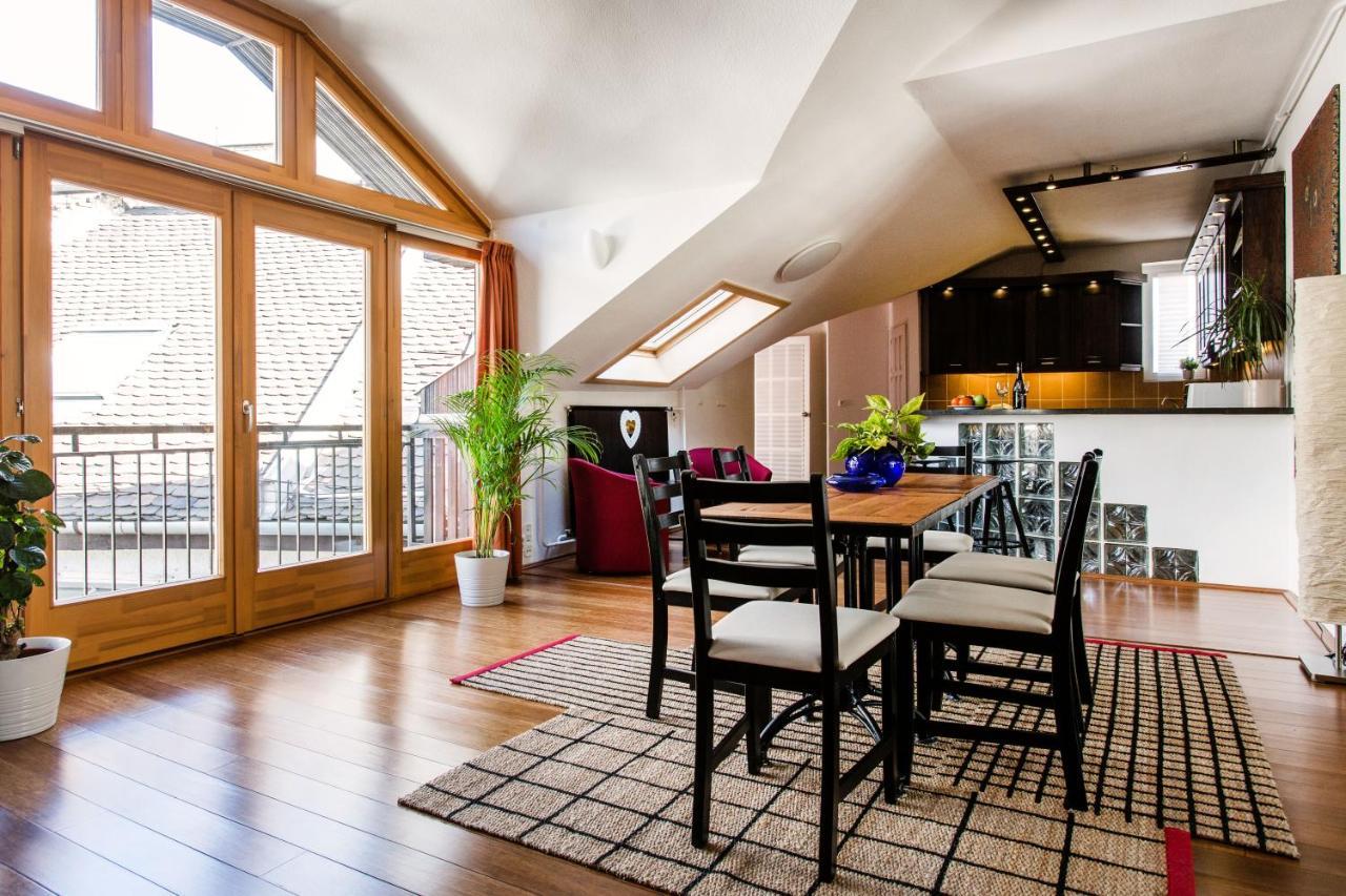 Apartamento Cecile's Central, Gastro Str, Wifi, 2 Bed And 2 Bathrooms Budapest