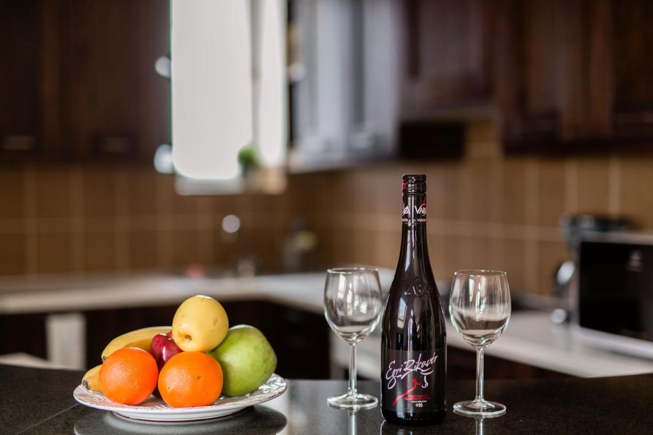 Cecile's Central, Gastro Str, Wifi, 2 Bed And 2 Bathrooms Apartamento