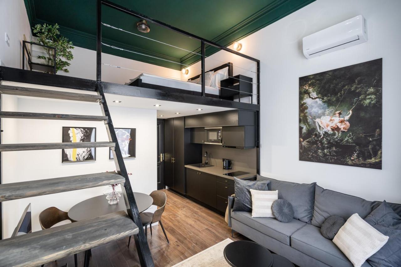 E41 - Trendy Boutique - Prime Spot By Bqa * Budapest
