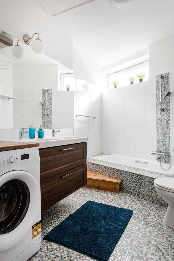 Apartamento Cecile's Central, Gastro Str, Wifi, 2 Bed And 2 Bathrooms *