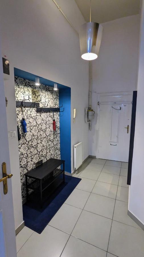 Freeparking - Great Synagogue Apartment, 2 Bedroom, 5 People ,wifi, Ac