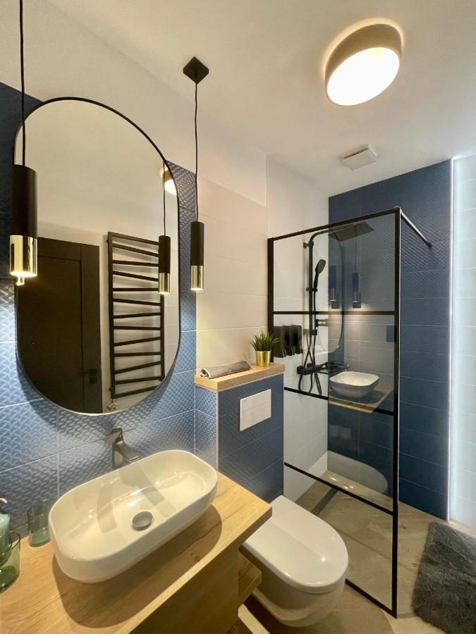 Brand New #hollan#3bedr#2bathr#freeparking *