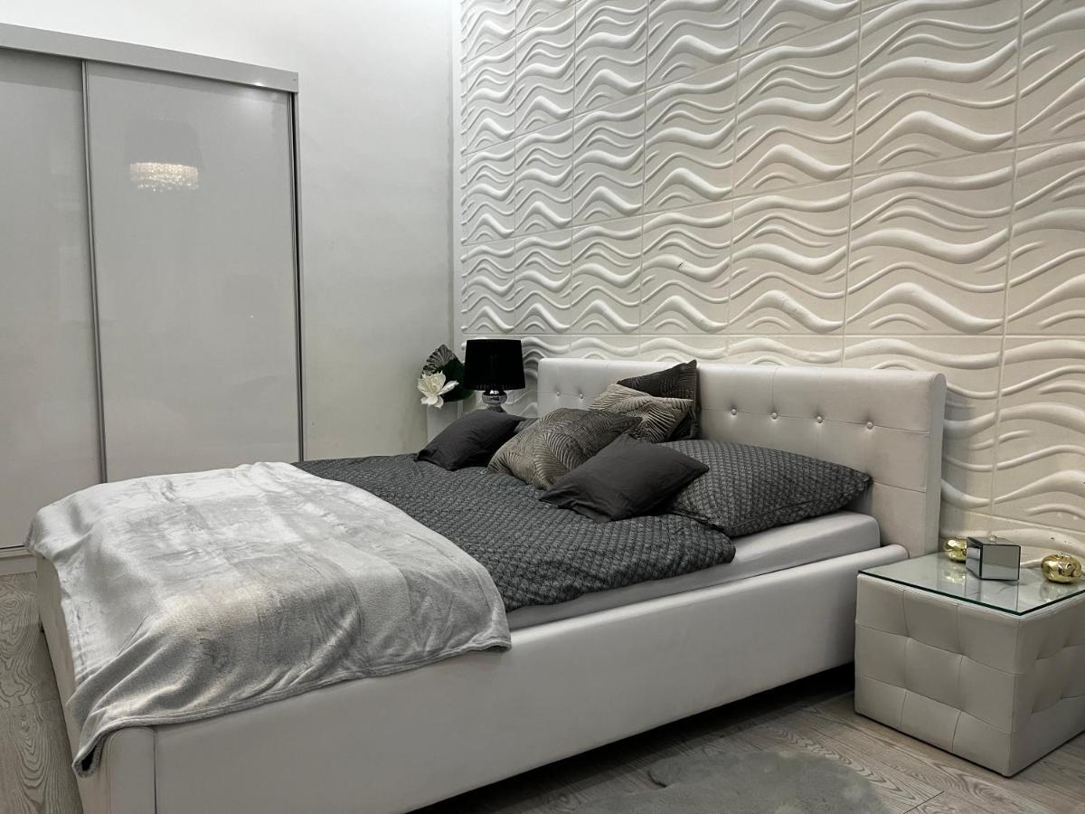 White Luxury Apartamento
