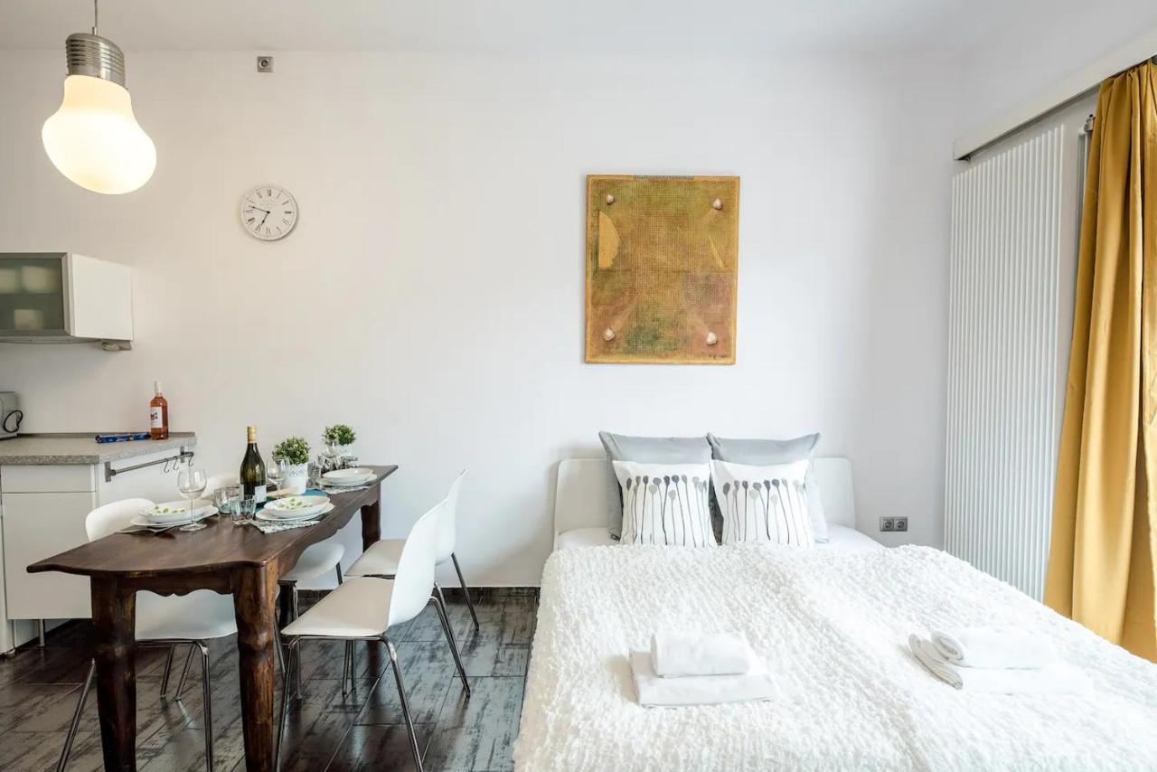 Aparment At The Doorstep Of Vaci Street *