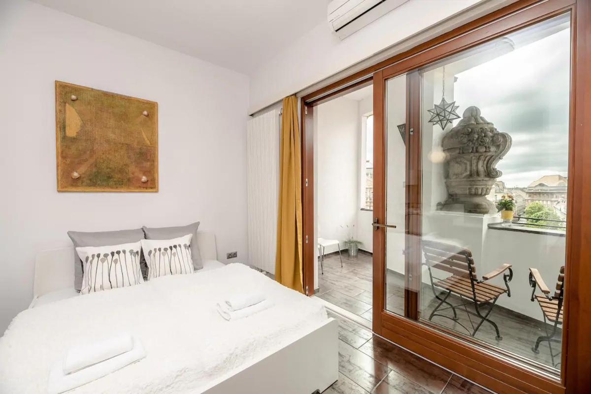 Aparment At The Doorstep Of Vaci Street *