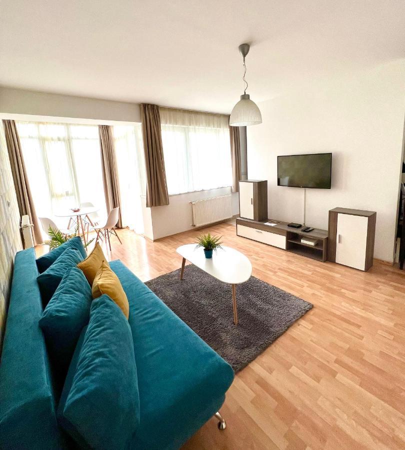 Nova Apartment