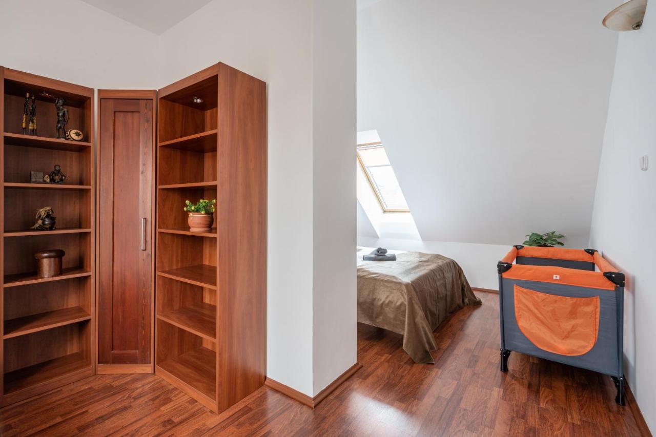Beautiful With Ac Apartment