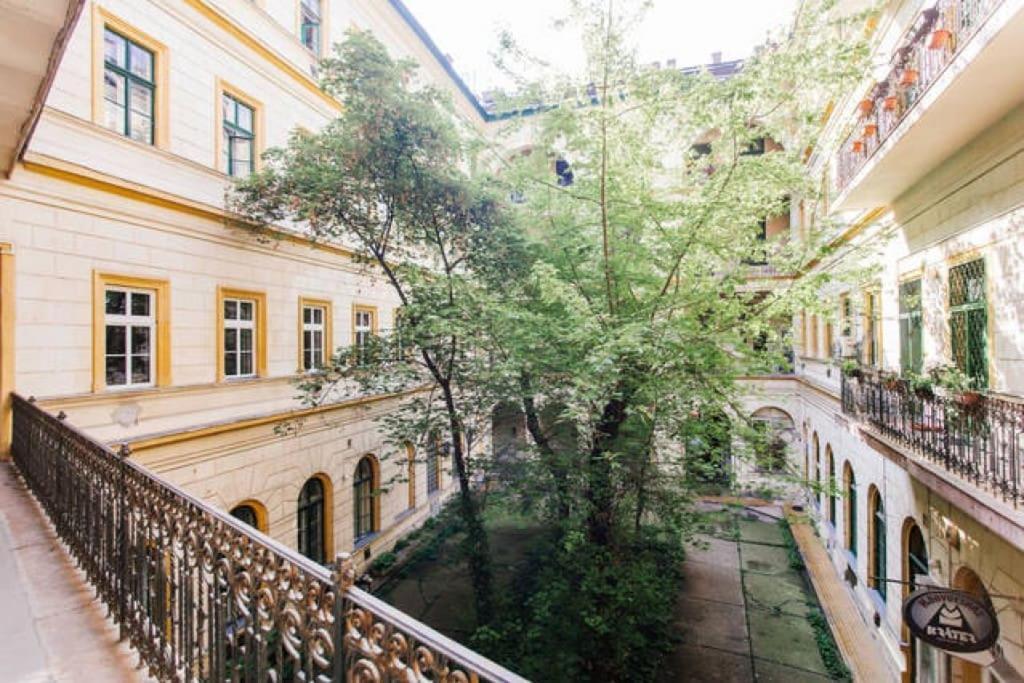 Quiet At Synagogue Apartmán Budapešť