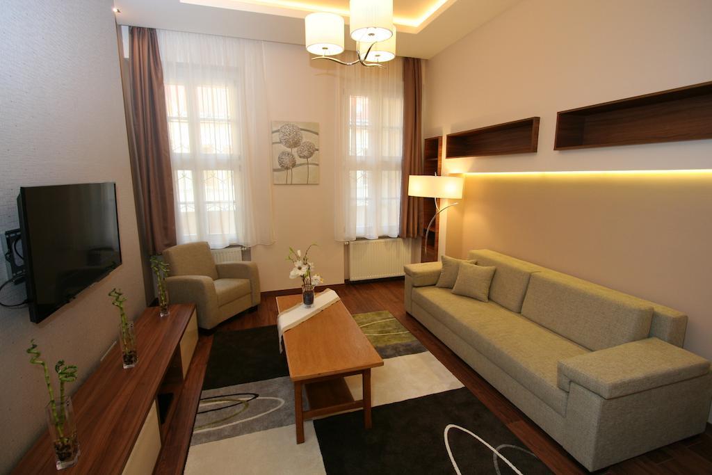 Nn Budapest