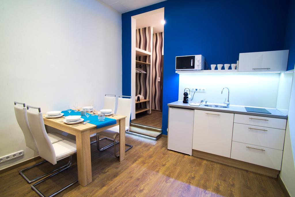 Focus Point Apartment *