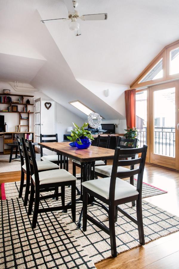 Cecile's Central, Gastro Str, Wifi, 2 Bed And 2 Bathrooms Apartamento Budapest