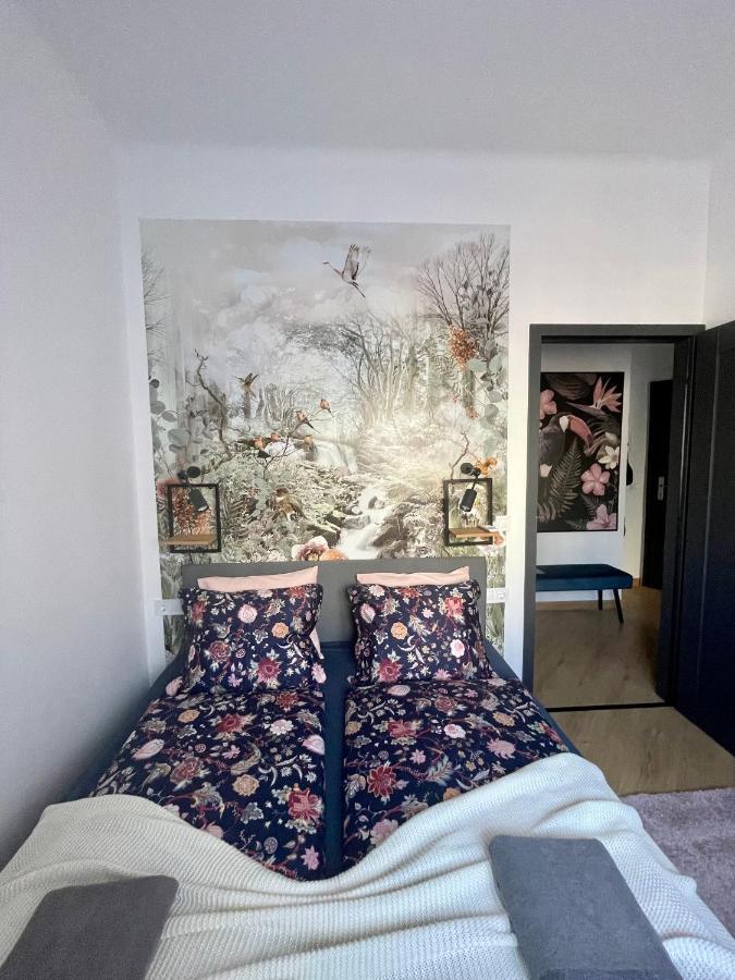 Brand New #hollan#3bedr#2bathr#freeparking * Budapest