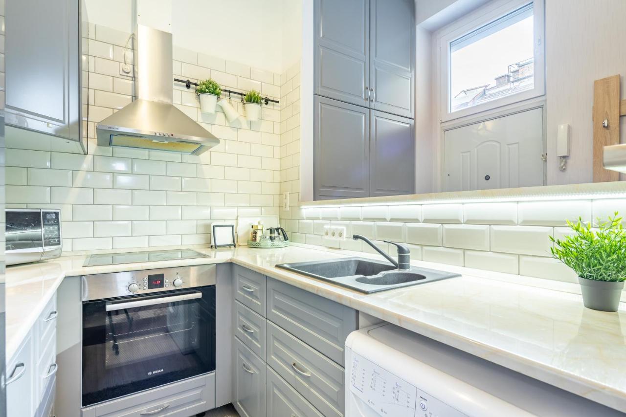 Basilica View Apartment *