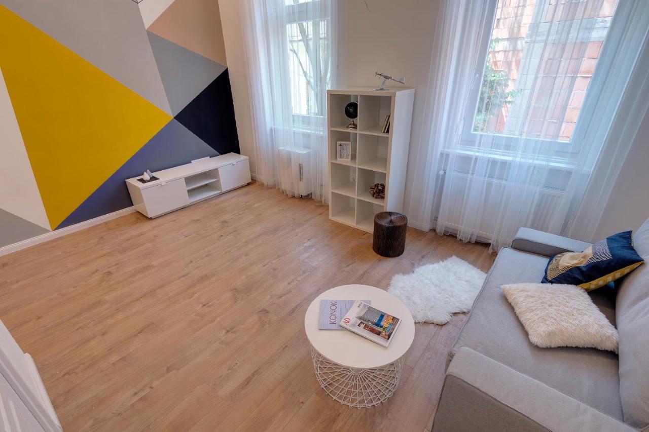 Avenue Loft J13 *