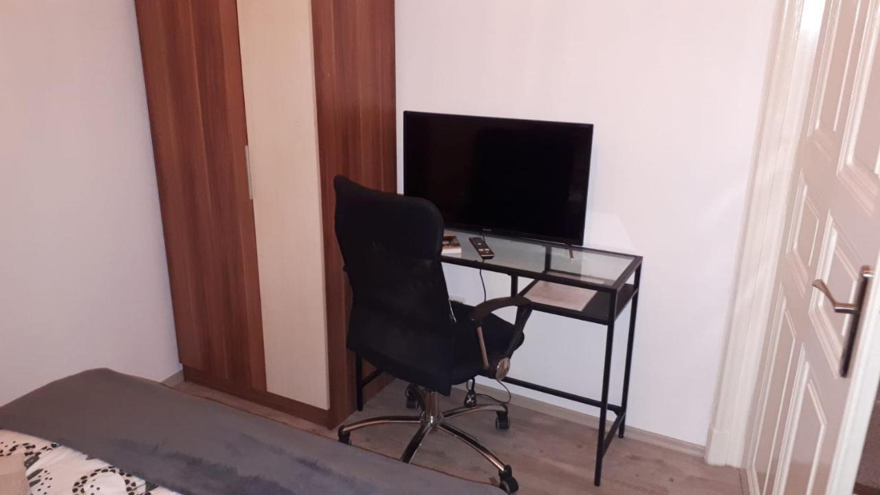 Garibaldik Apartman Apartment *