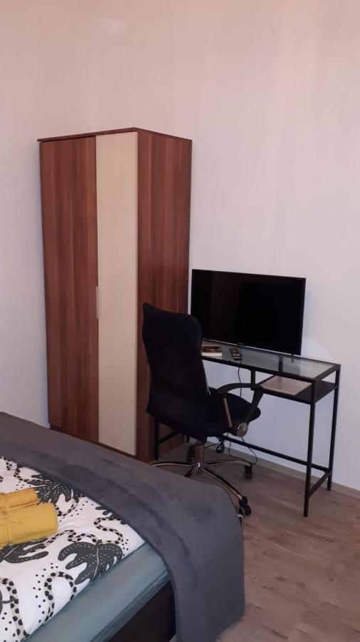 Apartment Garibaldik Apartman *