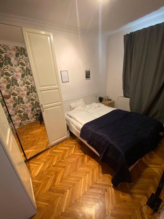 In The Center Of The “jungle” With Panorama Apartmán *