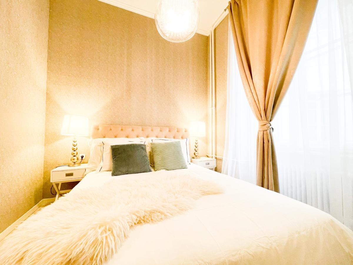 Apartment Downtown Deak-ferris Wheel Luxury Budapest