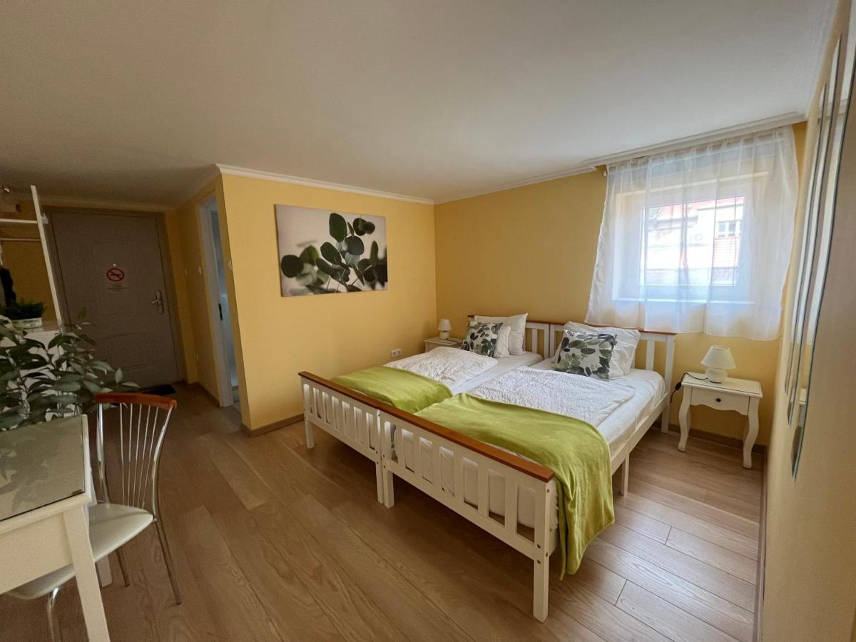 Camille Apartmanhouse 4*