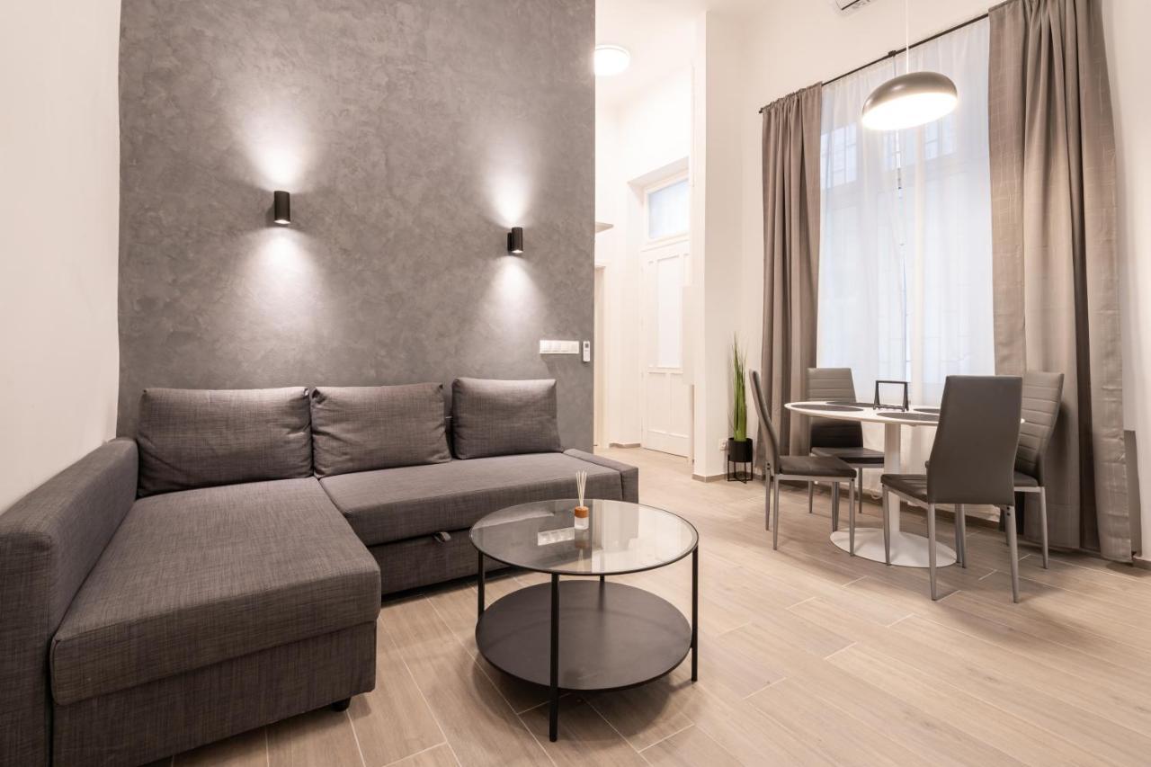 K10 - Kazinczy Street Heritage - Location By Bqa Apartamento *