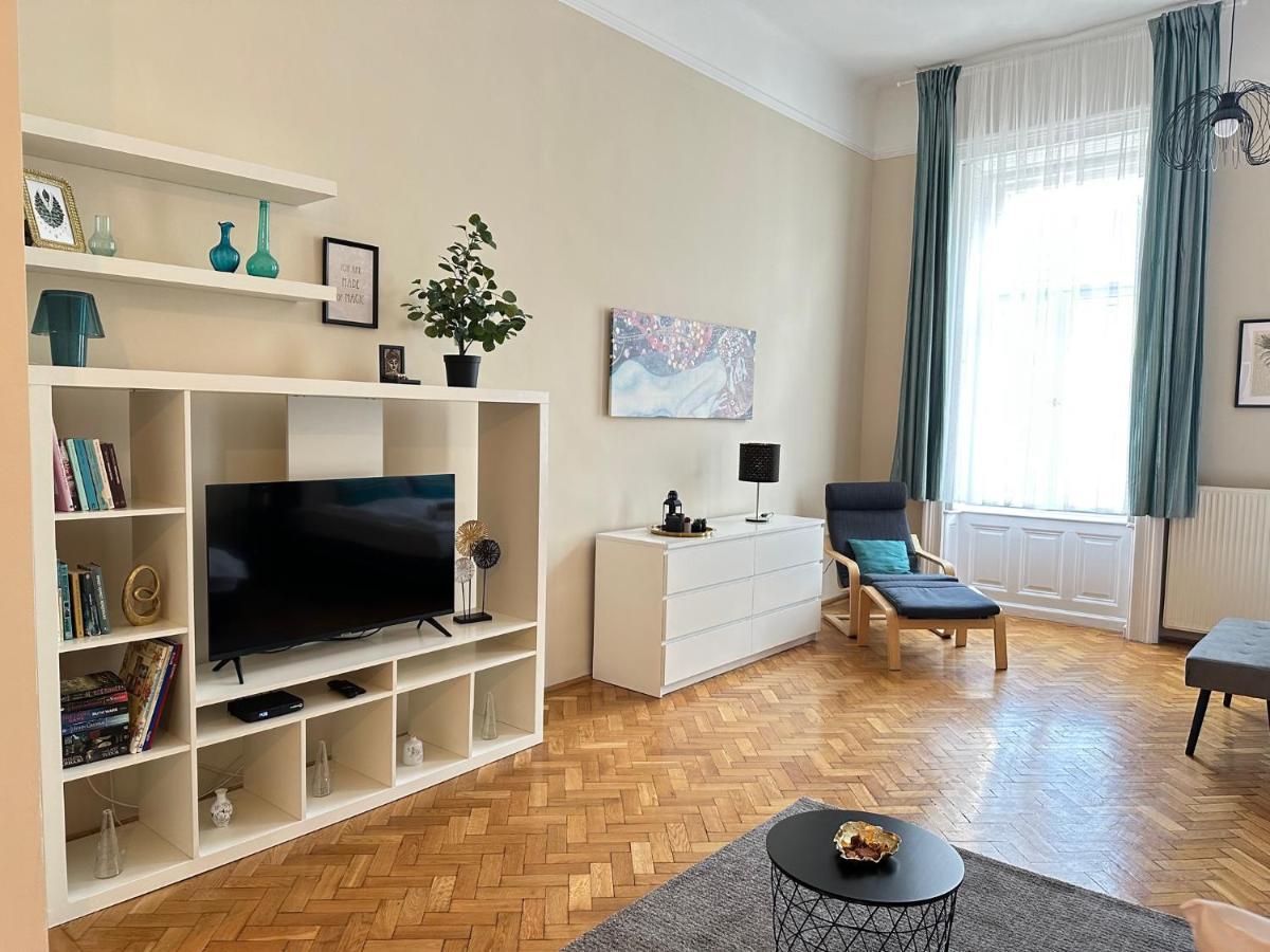 Orangehomes Peaceful Next To Market Hall Apartment Budapest