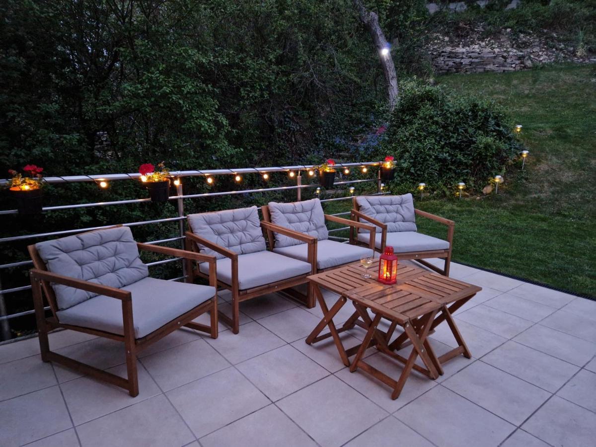 Appartement Szamosvilla - Bbq, 8bdrm, Very Close To Center Boedapest