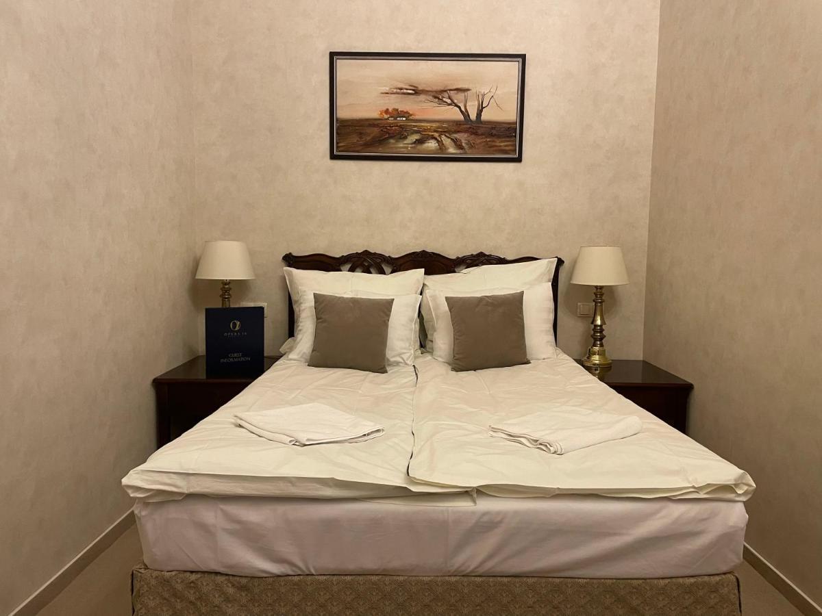Opera16 Guestrooms * Budapest