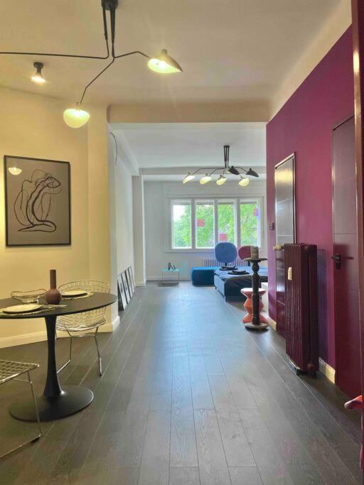 Heart & Cherry Residency Apartment *