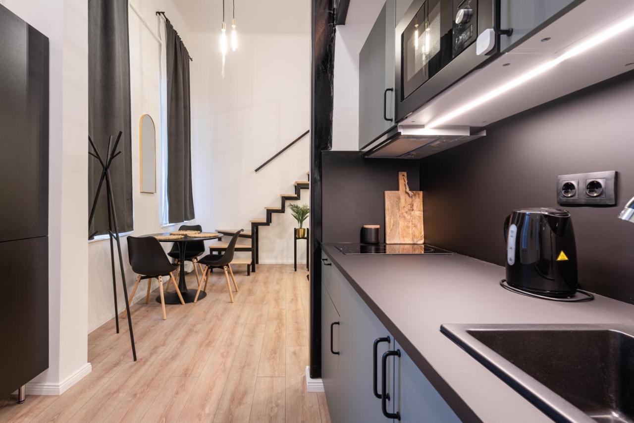D24 - Historic Quarter Design Loft - Location By Bqa Lägenhet