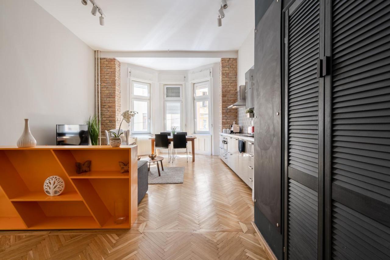 W24- Boutique Apartments, Location. By Bqa