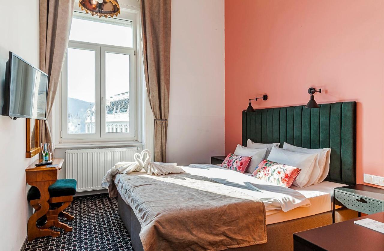 Hotel Giselle Vintage Doubles - Adults Only *
