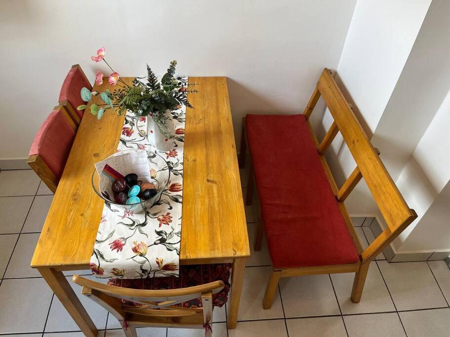 Awesome, 15 Mins To Center Apartment Budapest