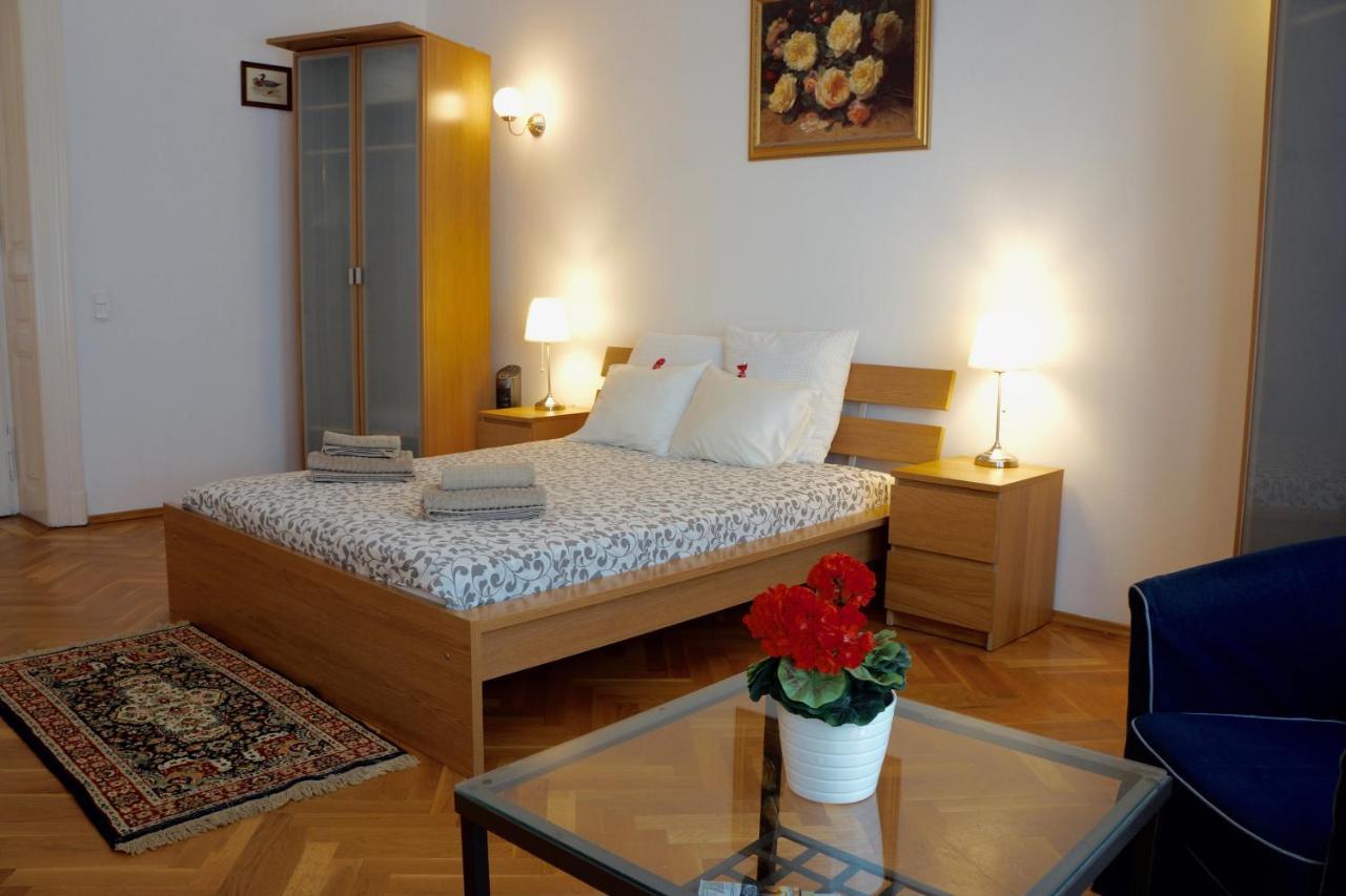 Vazquez City Center Confortable Flat * Budapest