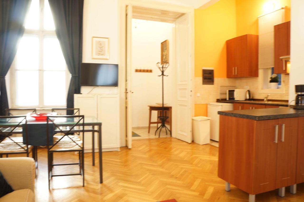 Apartment Vazquez City Center Confortable Flat Budapest