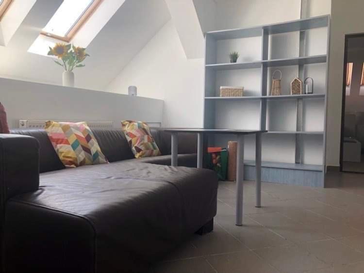 Konvoj Szálló Hostal Budapest