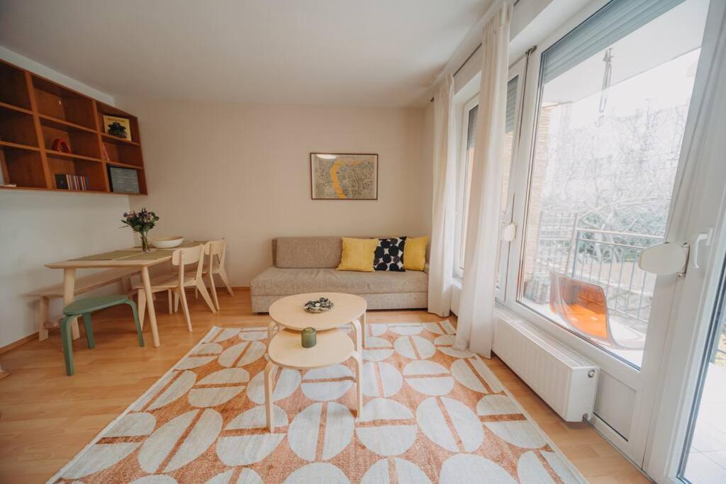 Apartamento Orangehomes One Bedroom Art Budapest