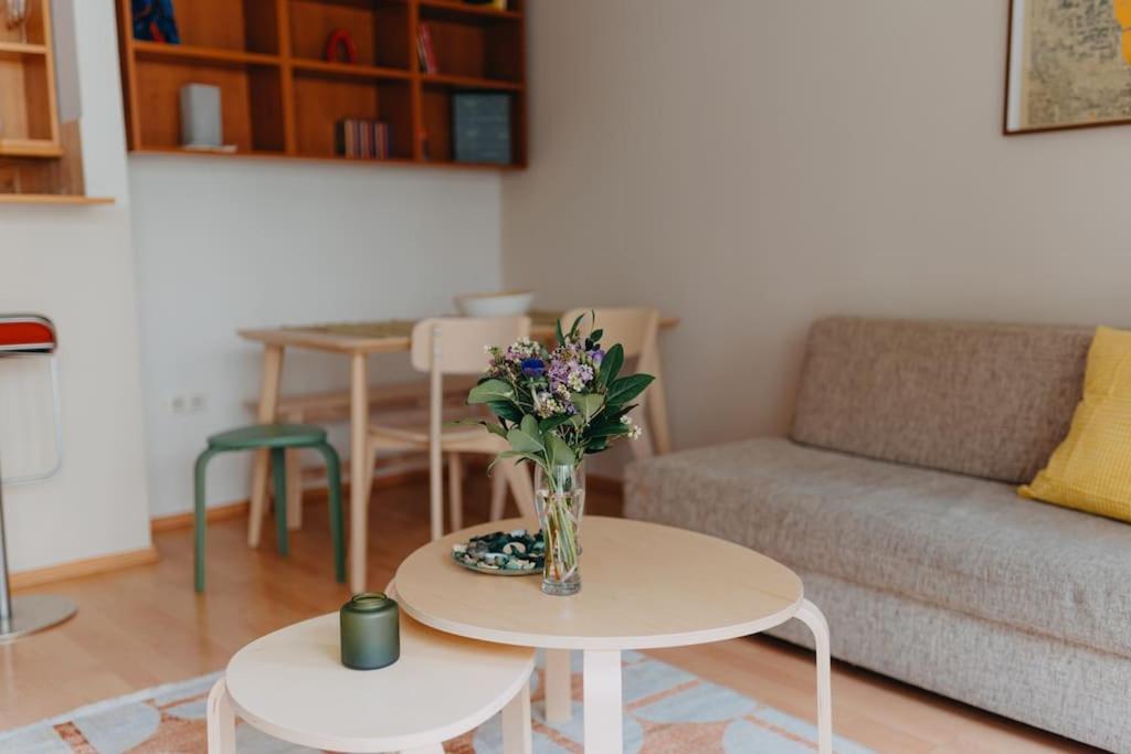 Orangehomes One Bedroom Art Apartamento Budapest