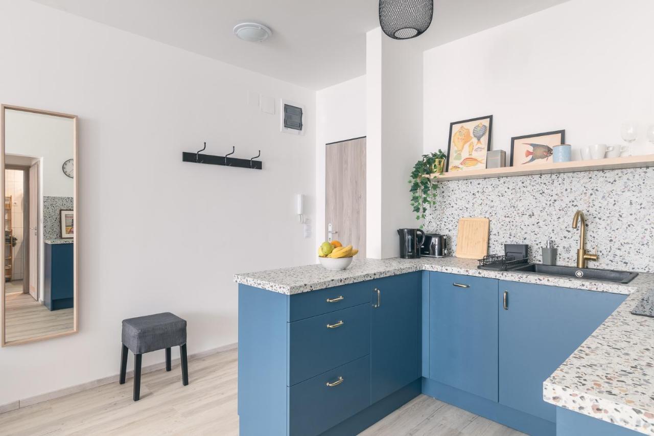 Corvin With Balcony And Ac Apartment Budapest