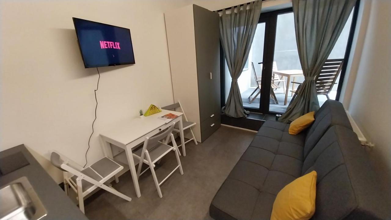 Apartment Peaceful Basement With Terrace & Free Gym