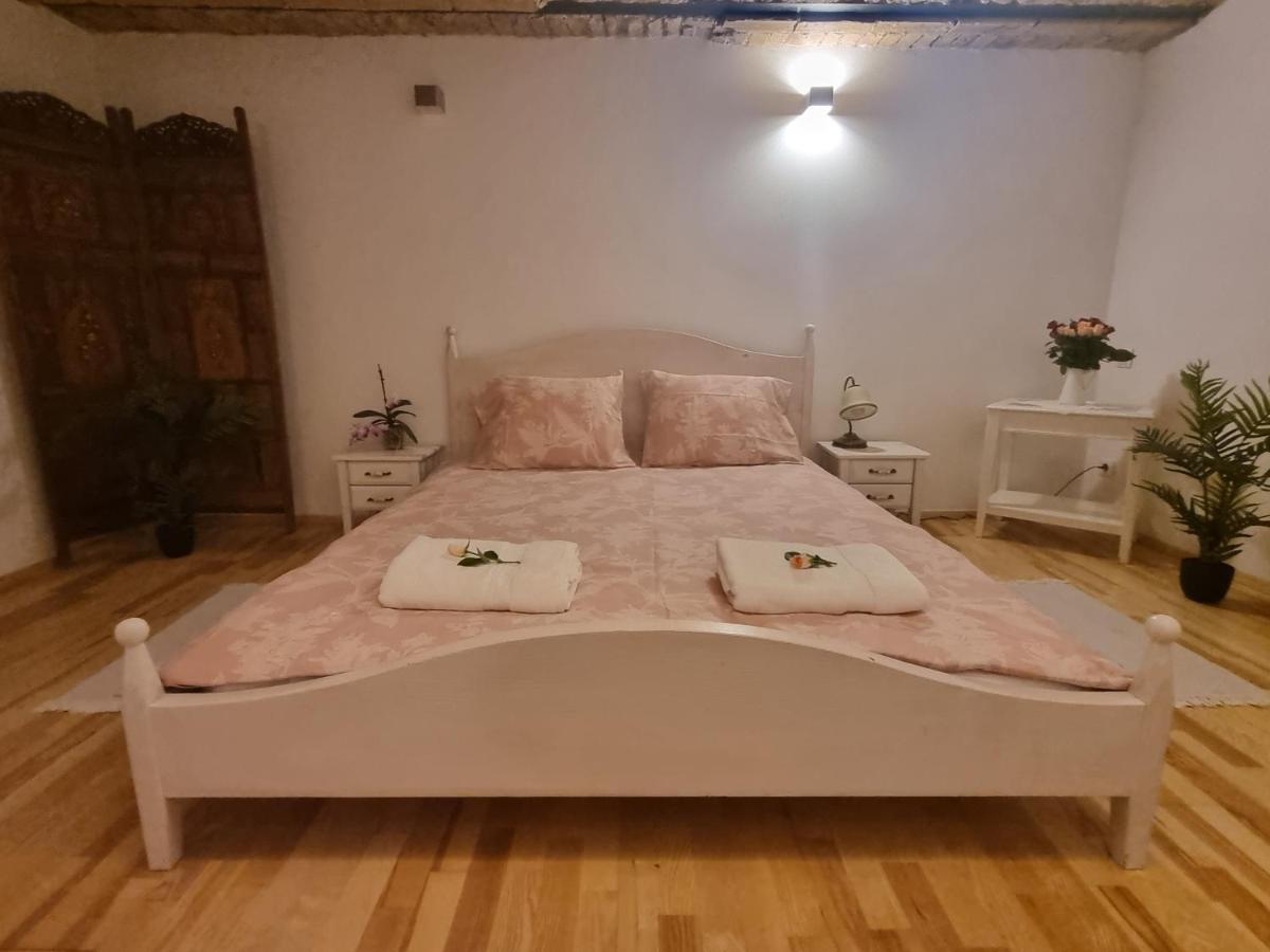 Dolce Linda * Budapest