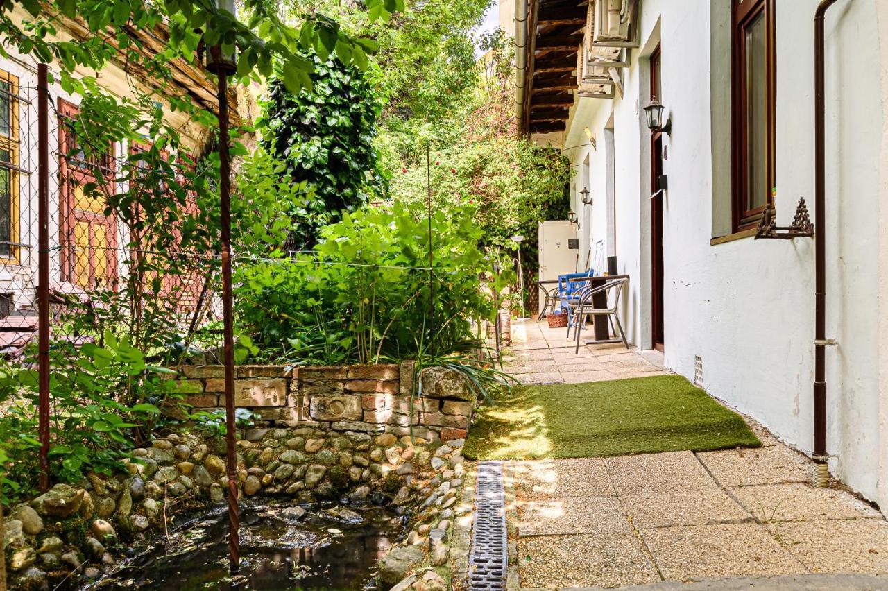 Apartment Gul Baba Saray